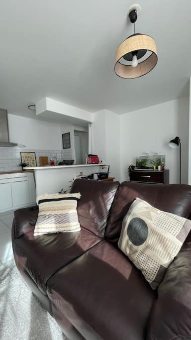 Appartement De Luca Saint-Andre-de-Cubzac Bagian luar foto