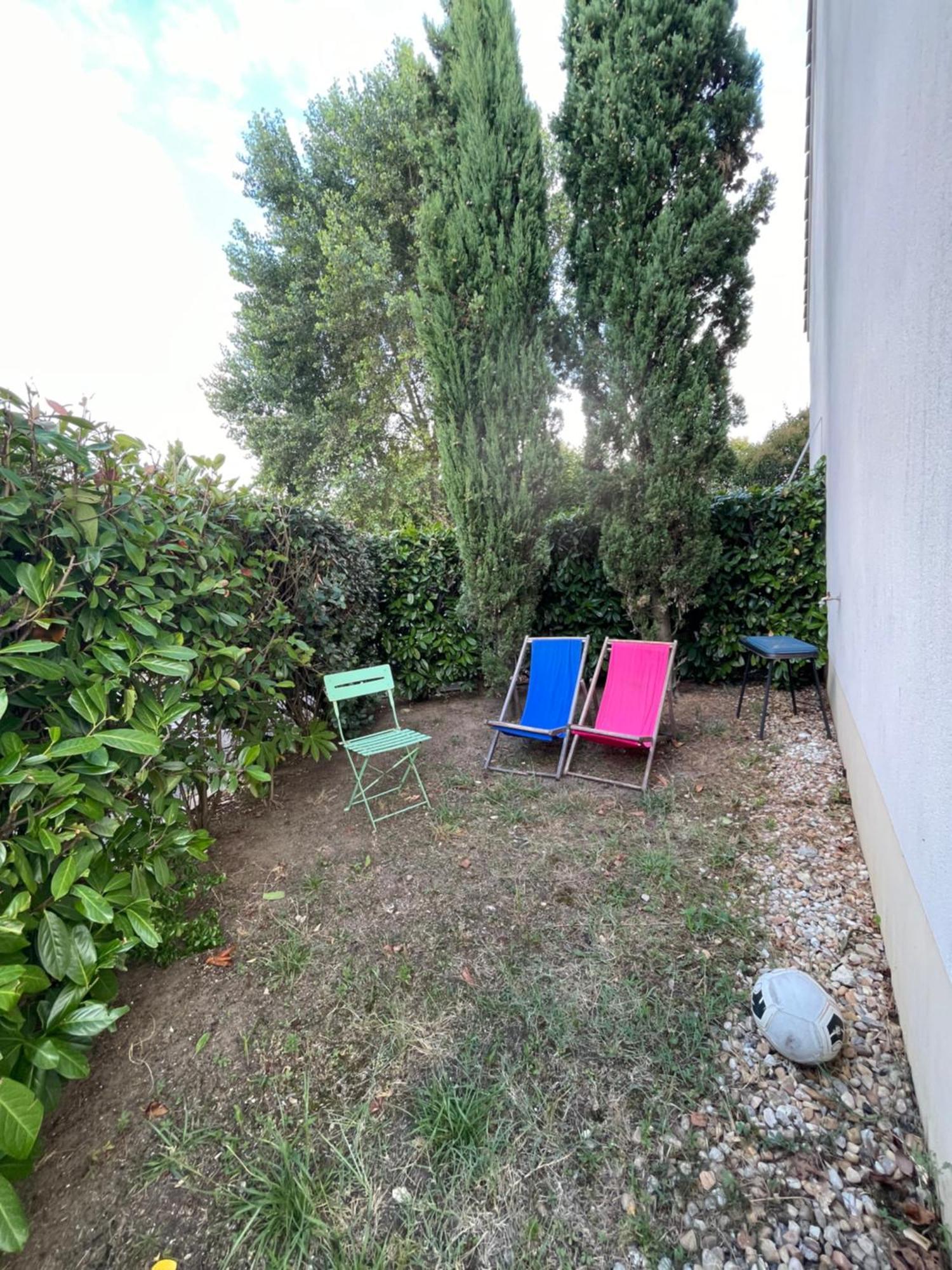 Appartement De Luca Saint-Andre-de-Cubzac Bagian luar foto