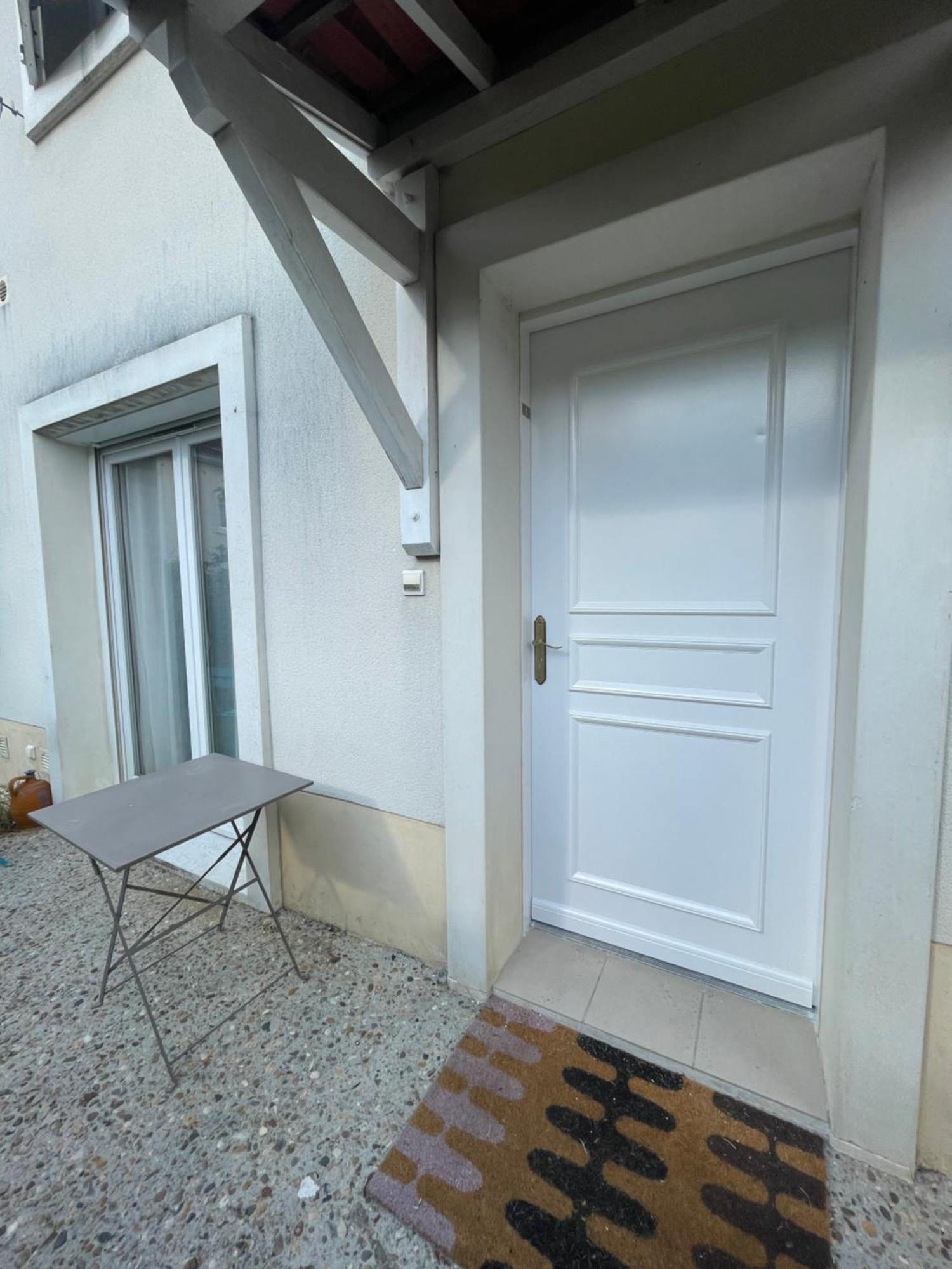 Appartement De Luca Saint-Andre-de-Cubzac Bagian luar foto
